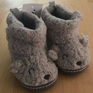 Teddy bear slipper boots